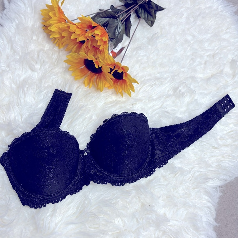 Fashion Forms Strapless Black Floral Pattern Bra Women's Size 32C !
